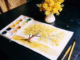 탁자 is 검은색