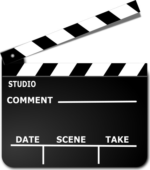 A Close Up of the Clap Board 와 a 영화 Script 에 그것