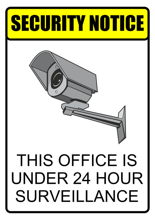 이 사무실은 24 시간 감시의 밑에 있습니다