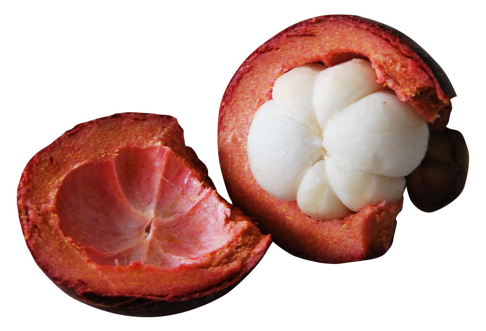 흰색 배경 3 위의 passion fruit cut 안의 half